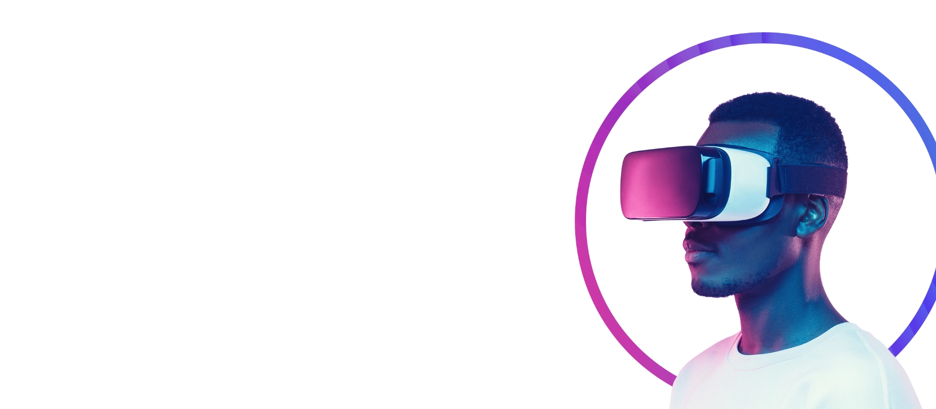 Mensch mit VR Brille lila und Kreis